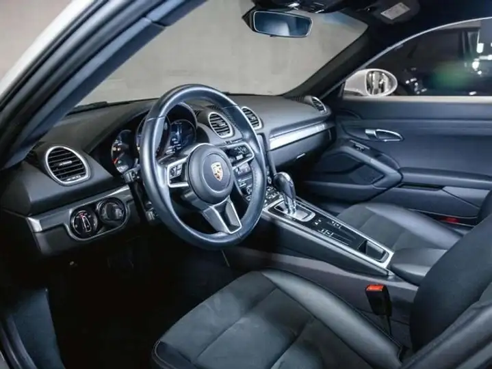 Porsche Cayman 2023, foto 14