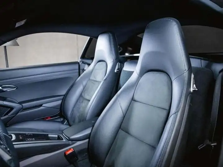 Porsche Cayman 2023, foto 15