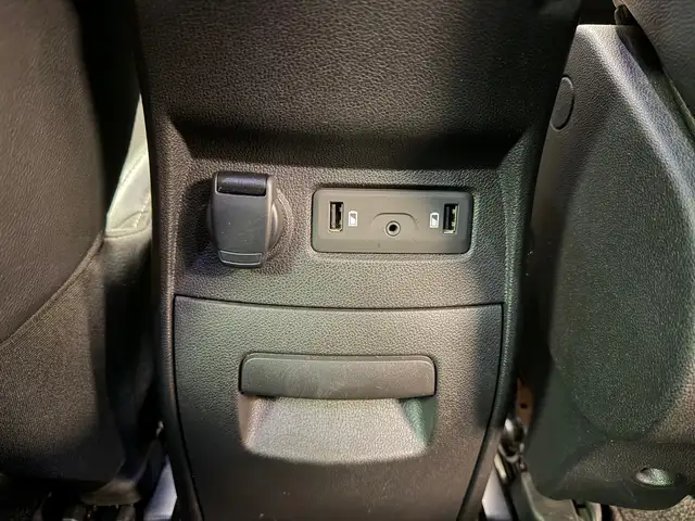 Renault Scenic view 11
