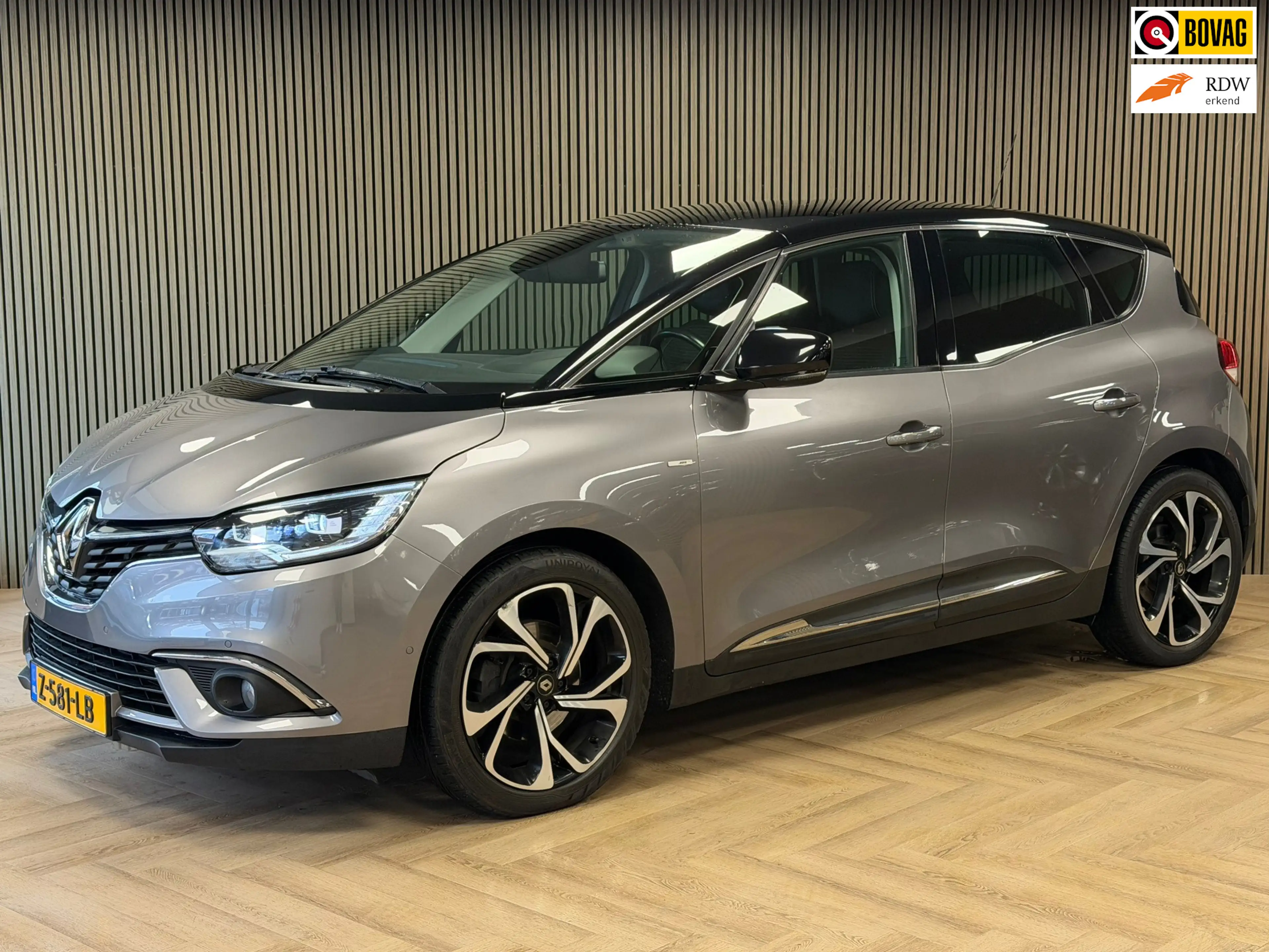 Renault Scenic 1.3 TCe Bose AUT. AIRCO PDC CAMERA NAVIGATIE CRUIS