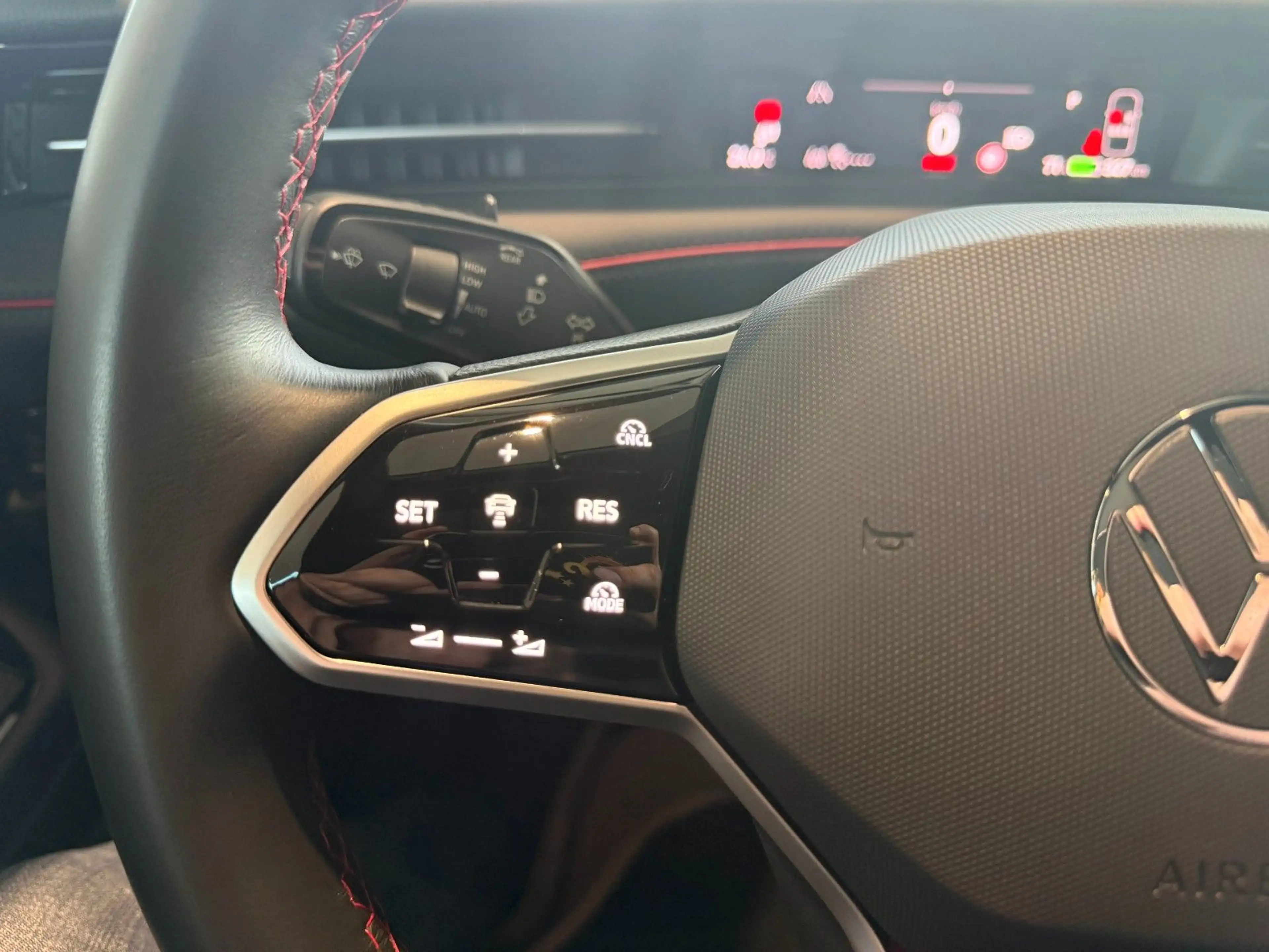 Volkswagen ID.7 Tourer GTX  DCC/WP/PANO/HUD/H&K — photo 15