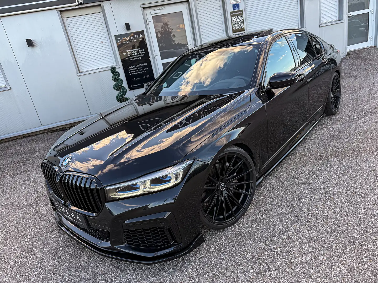 BMW 730 730d M-PAKET, SHD, LUFT, ACC, 360, MASSAGE, LASER Schwarz - 2