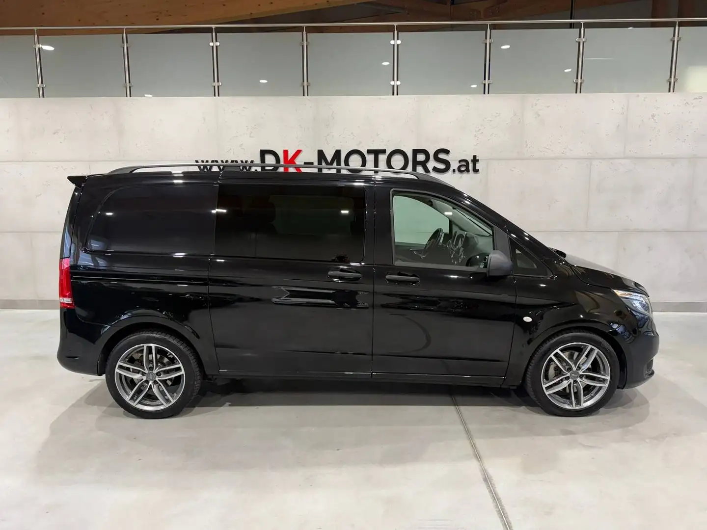 Mercedes-Benz Vito 119 CDI 4MATIC kompakt / LED / RFK / 5 Sitzer / N1 / Schwarz - 1