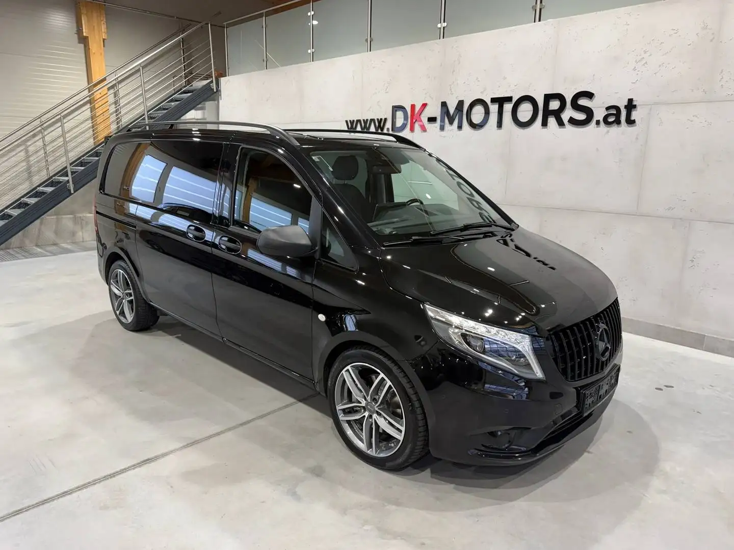 Mercedes-Benz Vito 119 CDI 4MATIC kompakt / LED / RFK / 5 Sitzer / N1 / Schwarz - 2