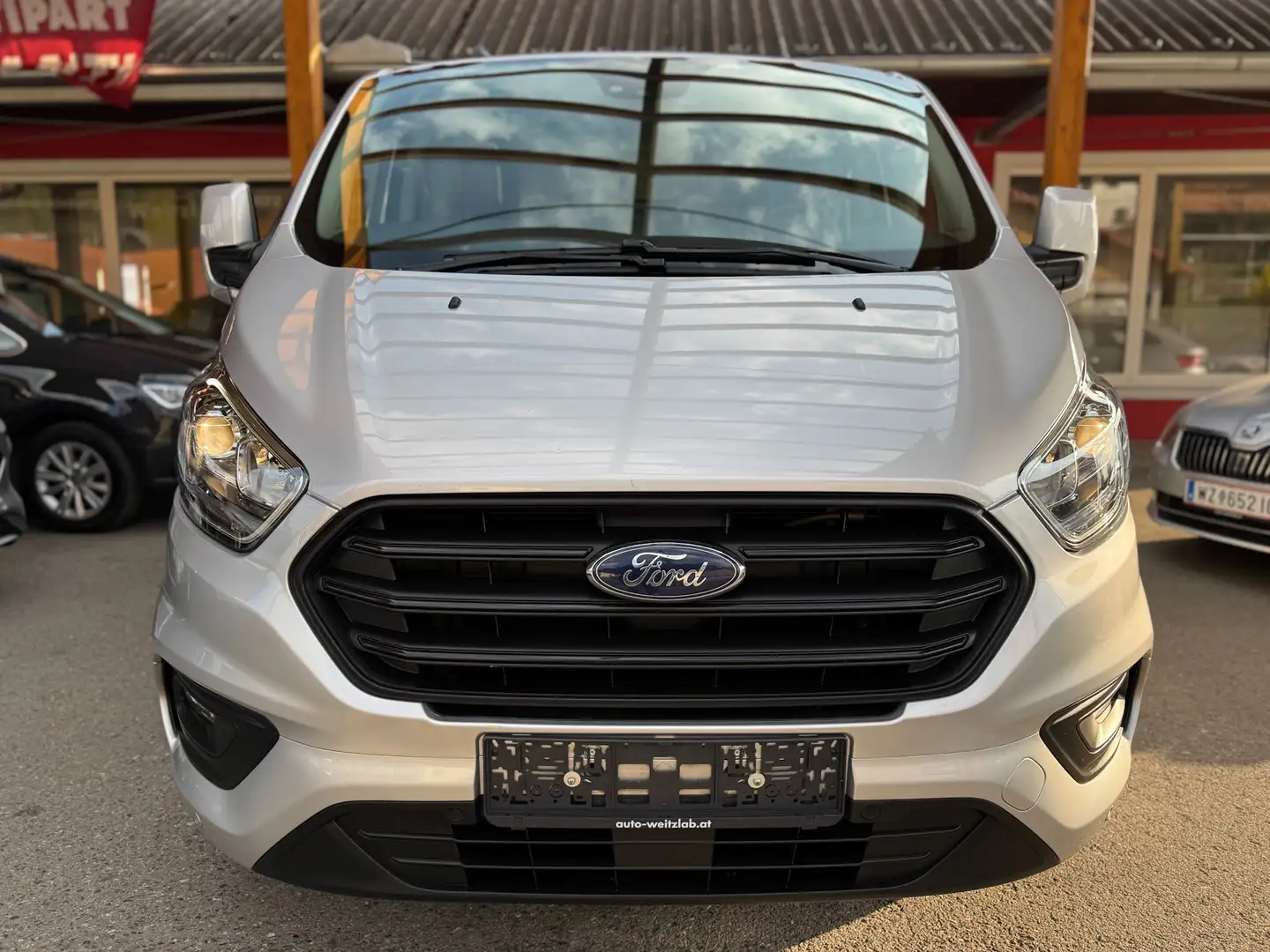 Ford Transit Custom Kasten 2,0 TDCi L1H1 340 Trend *Autom. *2Schiebet* Silber - 2