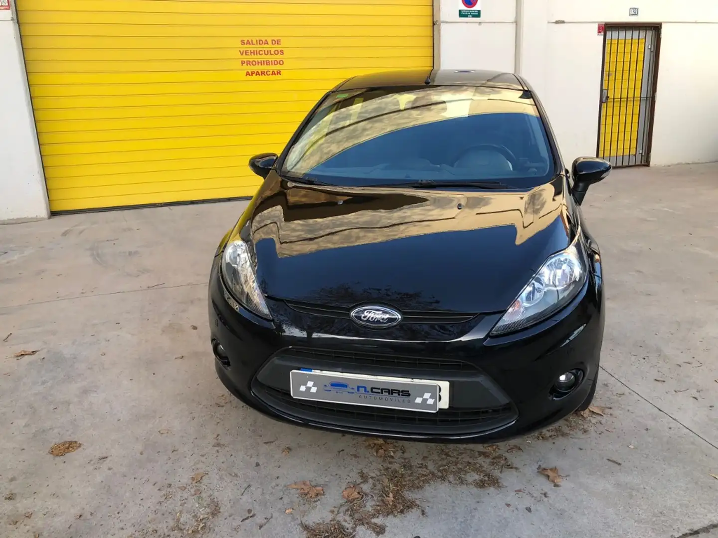 Ford Fiesta 1.6TDCi Econetic Schwarz - 1
