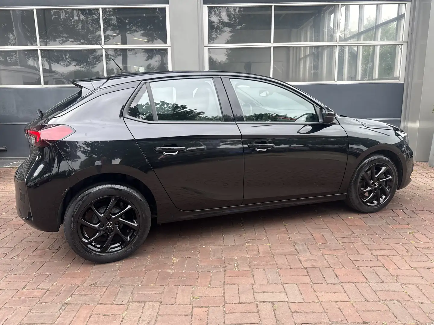 Opel Corsa 1.2 Level 4 2023 km 58.147 Nap 1e eigenaar Nieuw 1 Zwart - 2