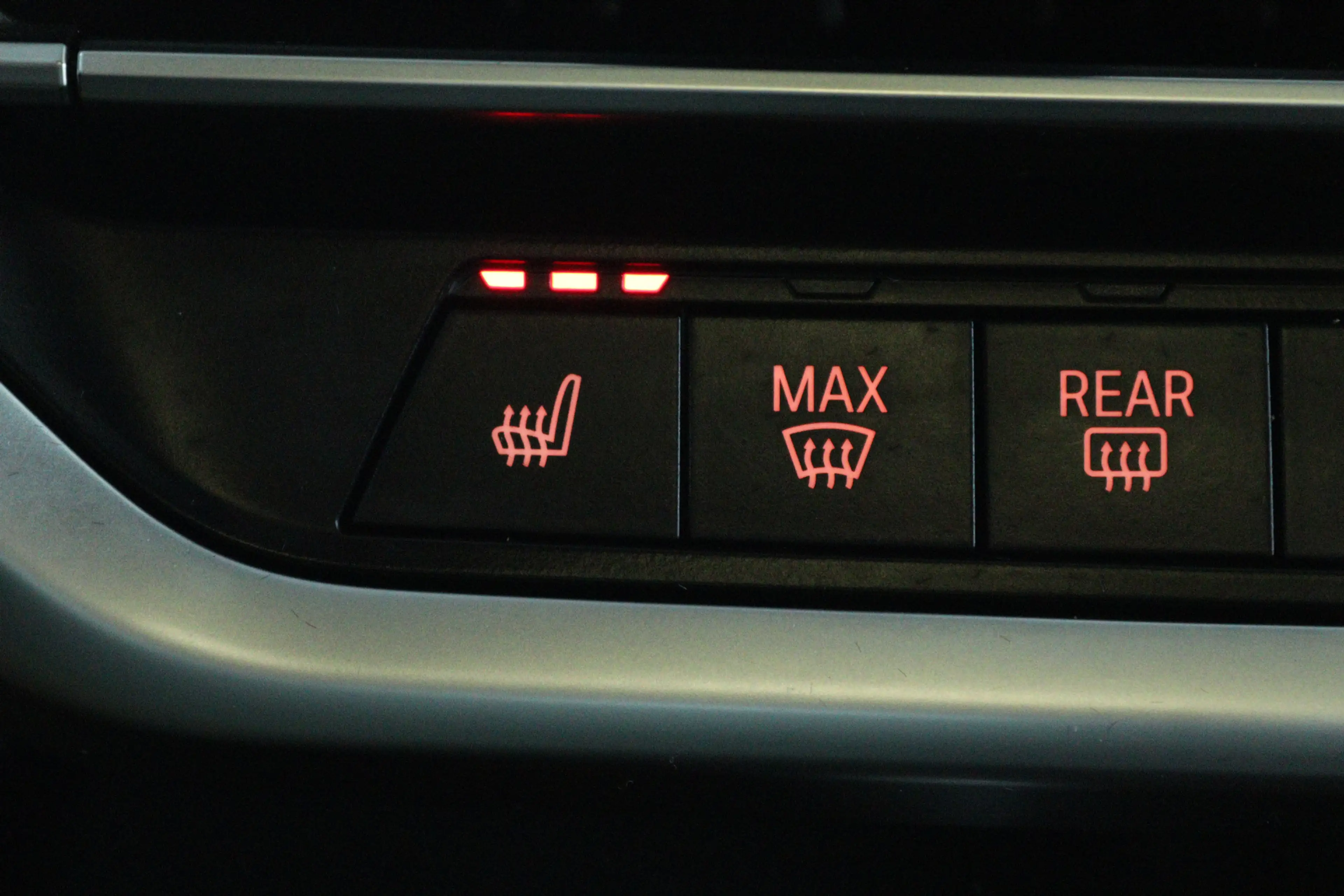 BMW iX3 High Executive 80 kWh (SOH 98%, PANORAMADAK, TREKH — photo 11