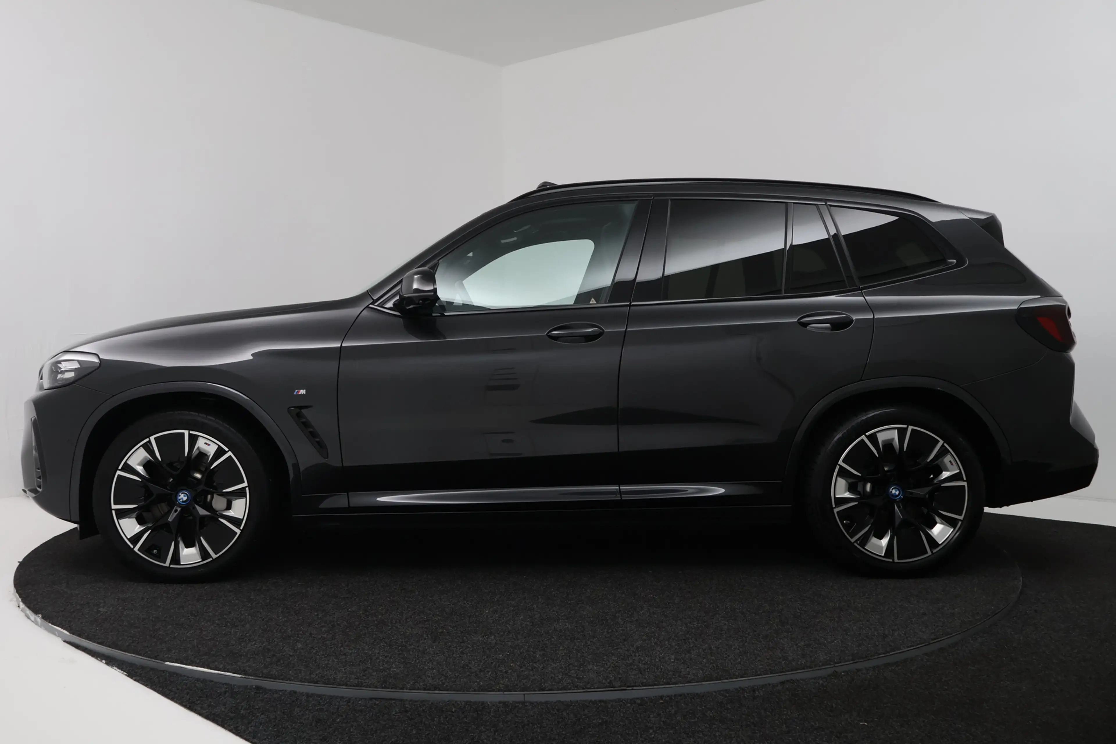 BMW iX3 High Executive 80 kWh (SOH 98%, PANORAMADAK, TREKH — photo 2