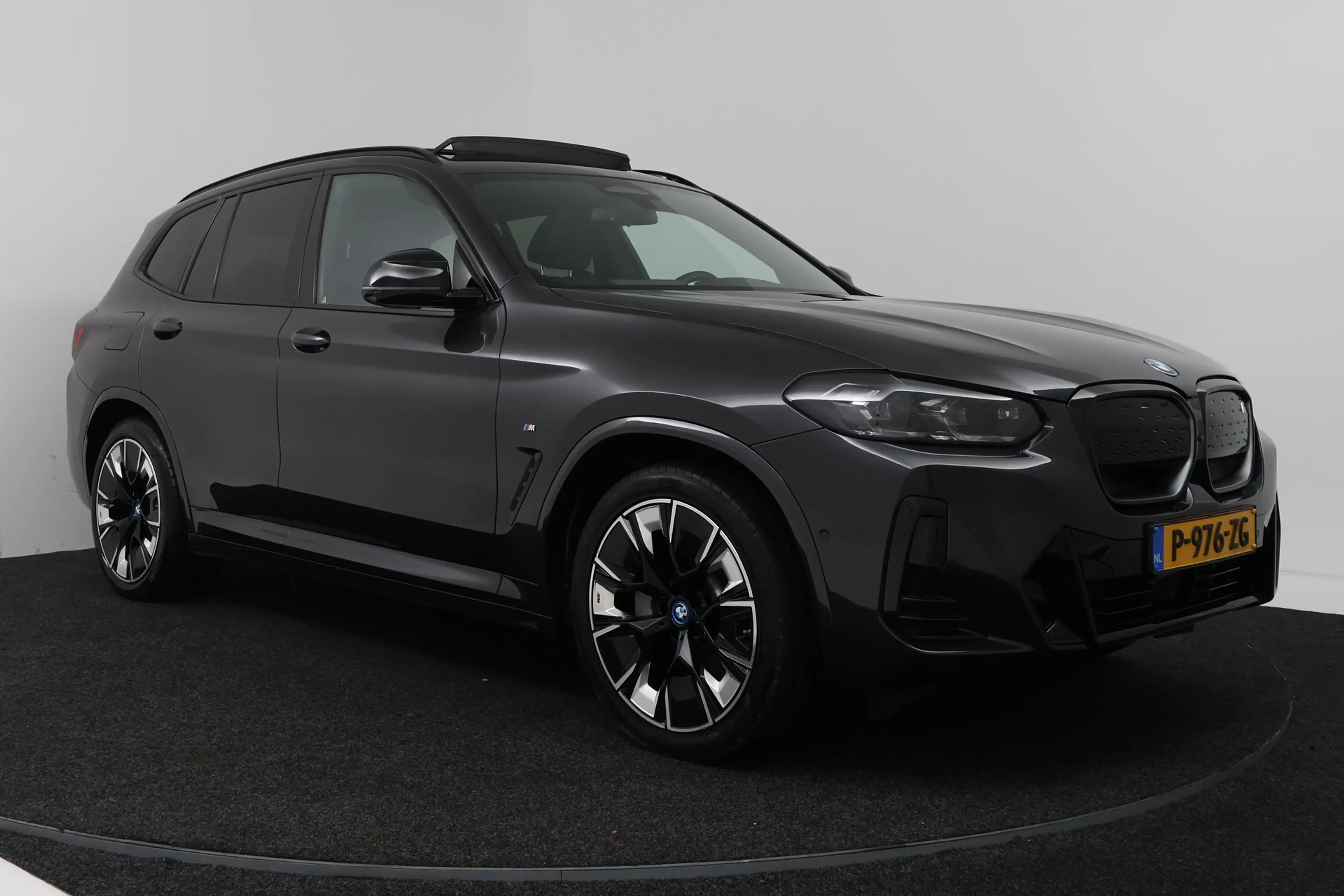 BMW iX3 High Executive 80 kWh (SOH 98%, PANORAMADAK, TREKH — photo 21