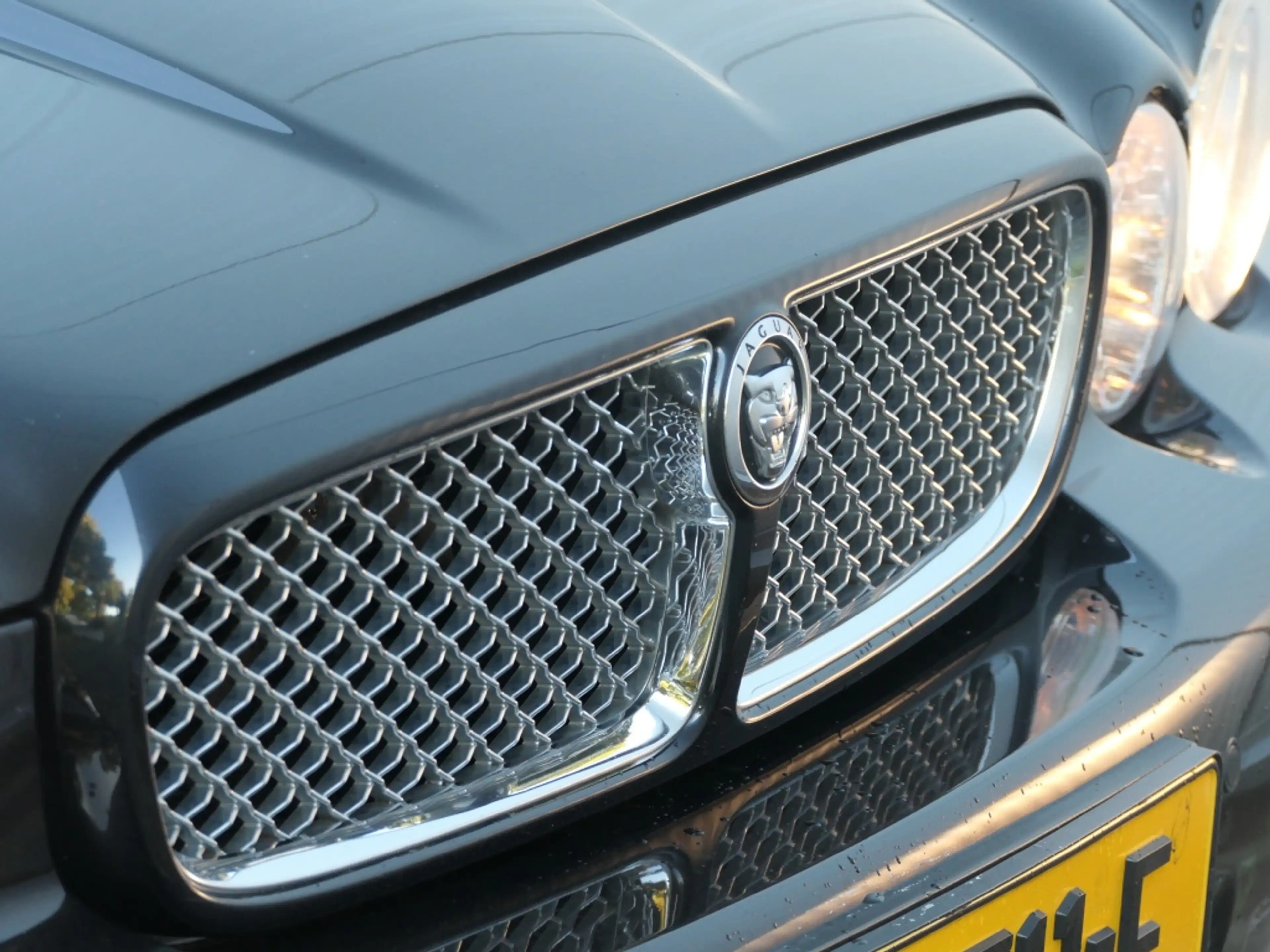 Jaguar XJ 2.7D V6 Sovereign Xenon / Schuifdak / Navigatie — photo 11