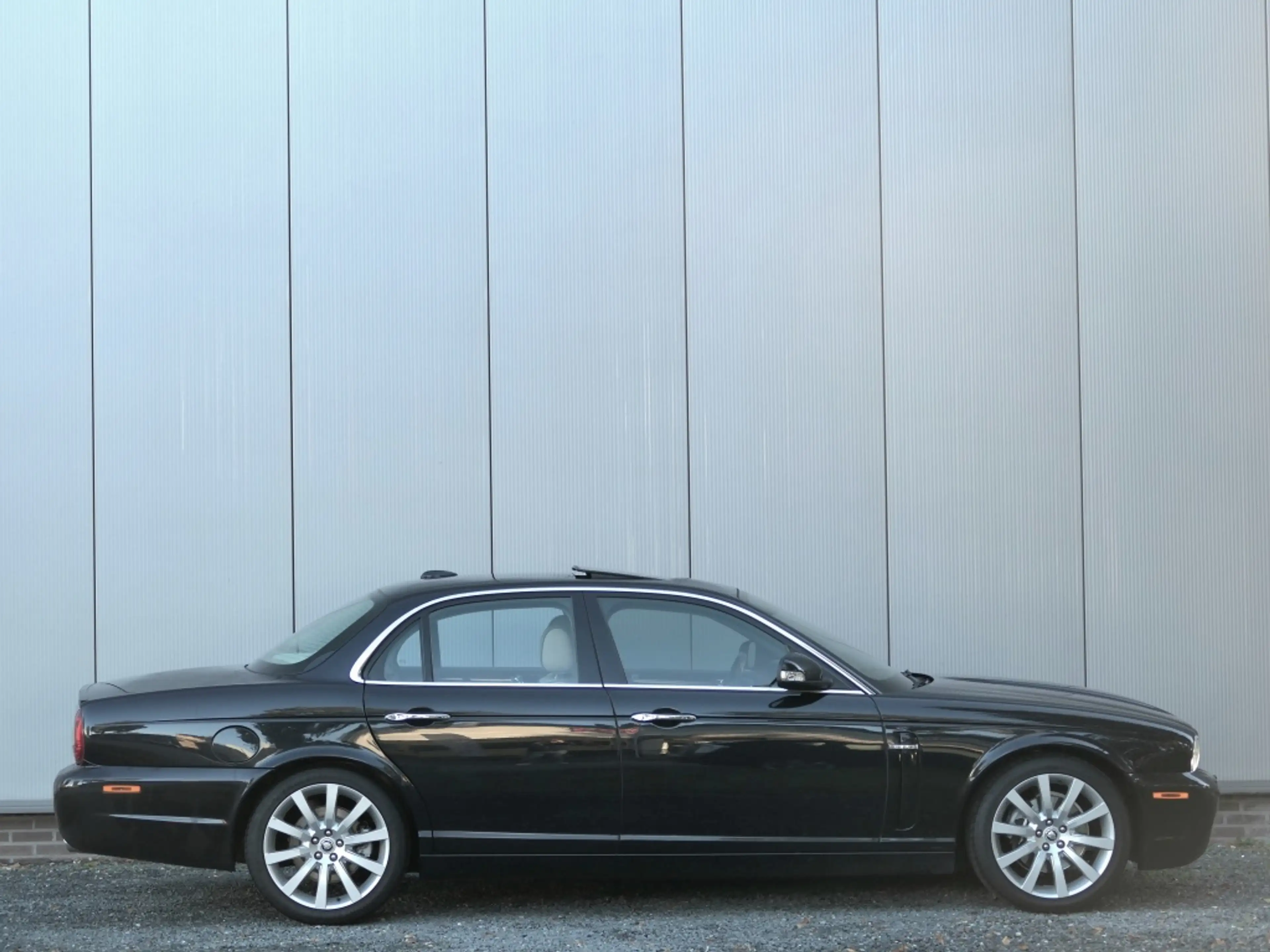 Jaguar XJ 2.7D V6 Sovereign Xenon / Schuifdak / Navigatie — photo 6