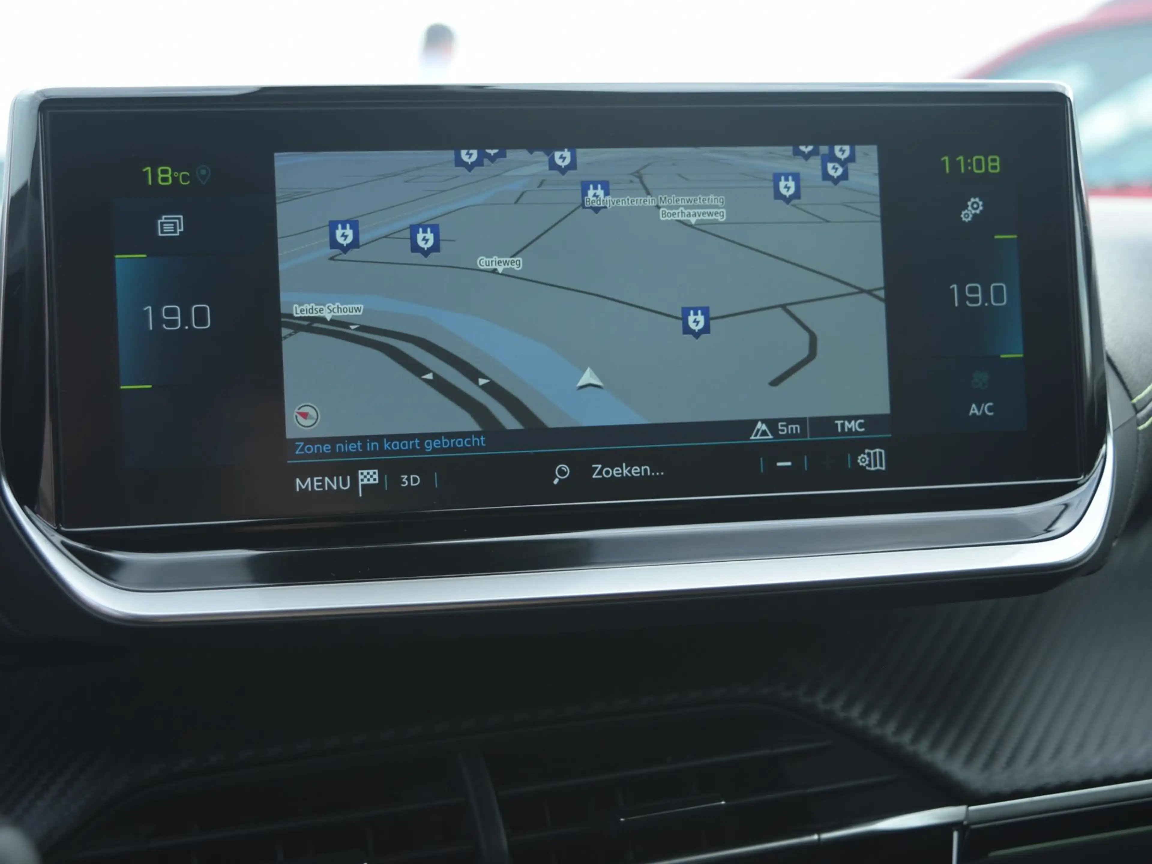 Peugeot e-2008 EV GT 50 kWh Apple Carplay/Android Auto l keyless — photo 10