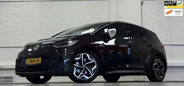 Volkswagen ID.3 First Plus 58 kWh SOH 85,3% 1e Eigenaar 4 Nieuwe b