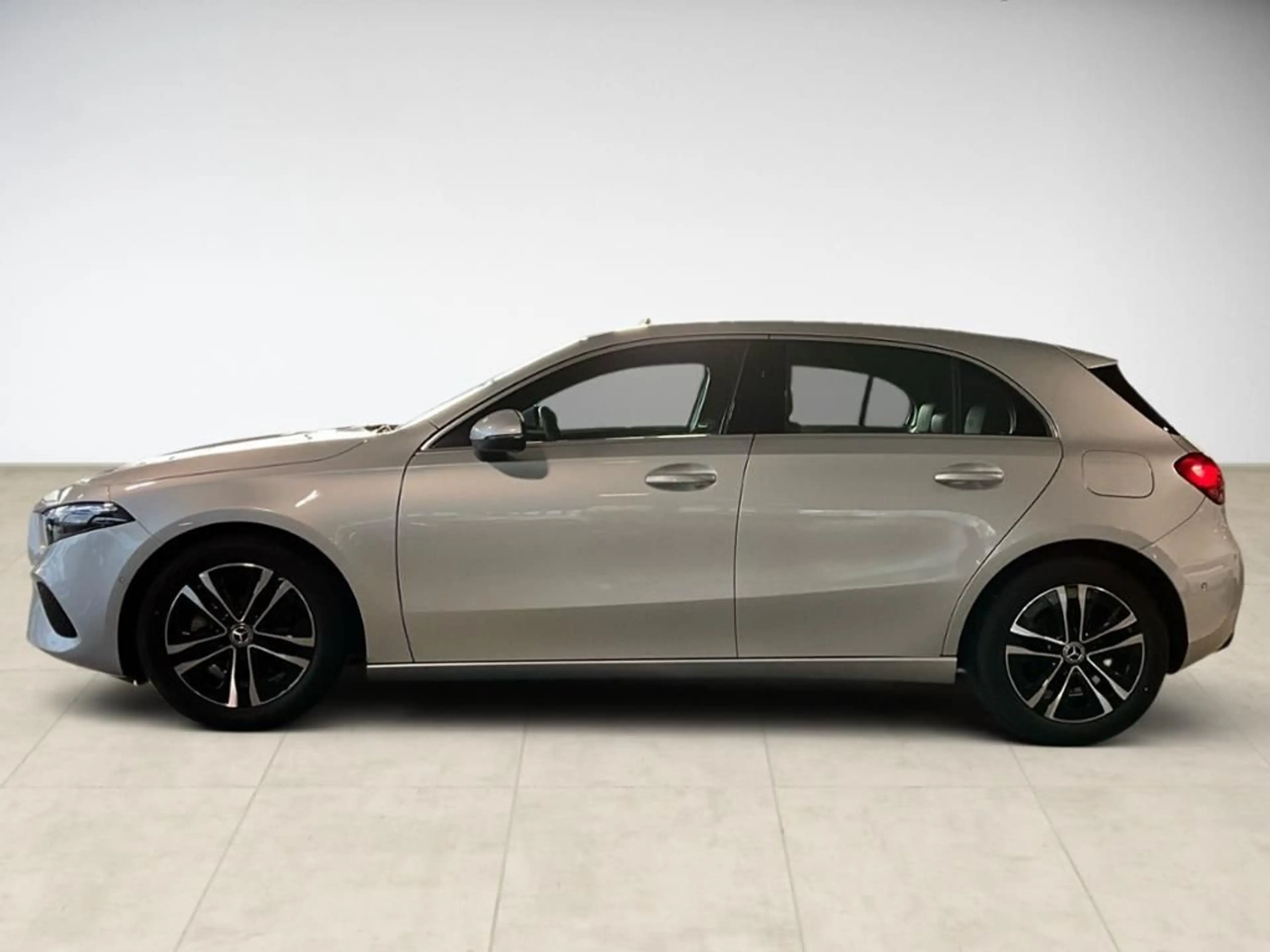 Mercedes-Benz A 200 Progressive ACC AUT Kam. KlimaA LED LM PDC — photo 7