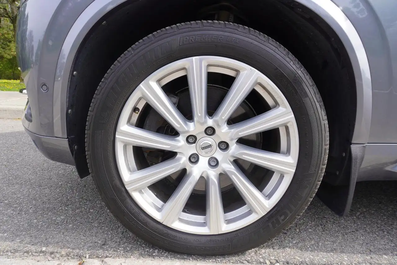 Volvo XC90 снимка Volvo XC90