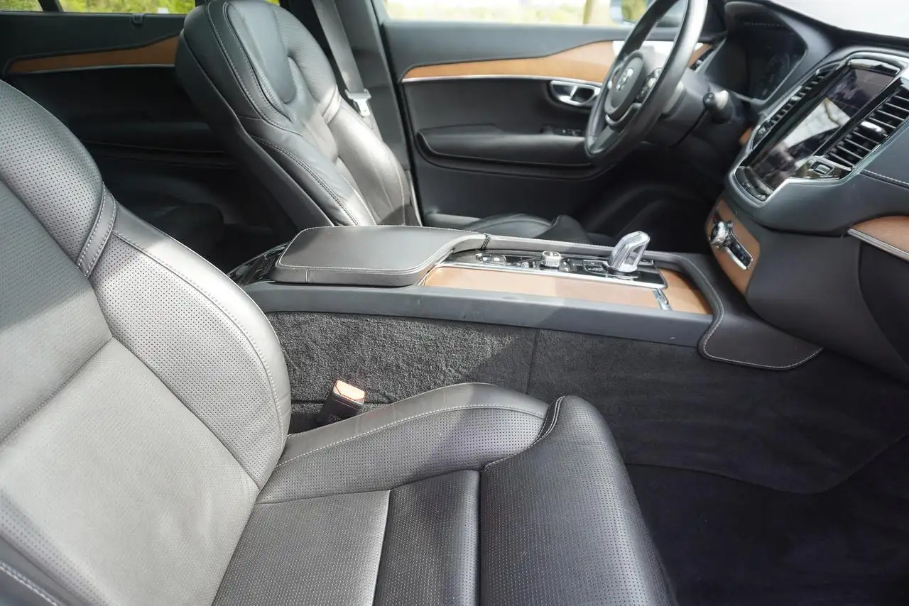 Volvo XC90 снимка Volvo XC90