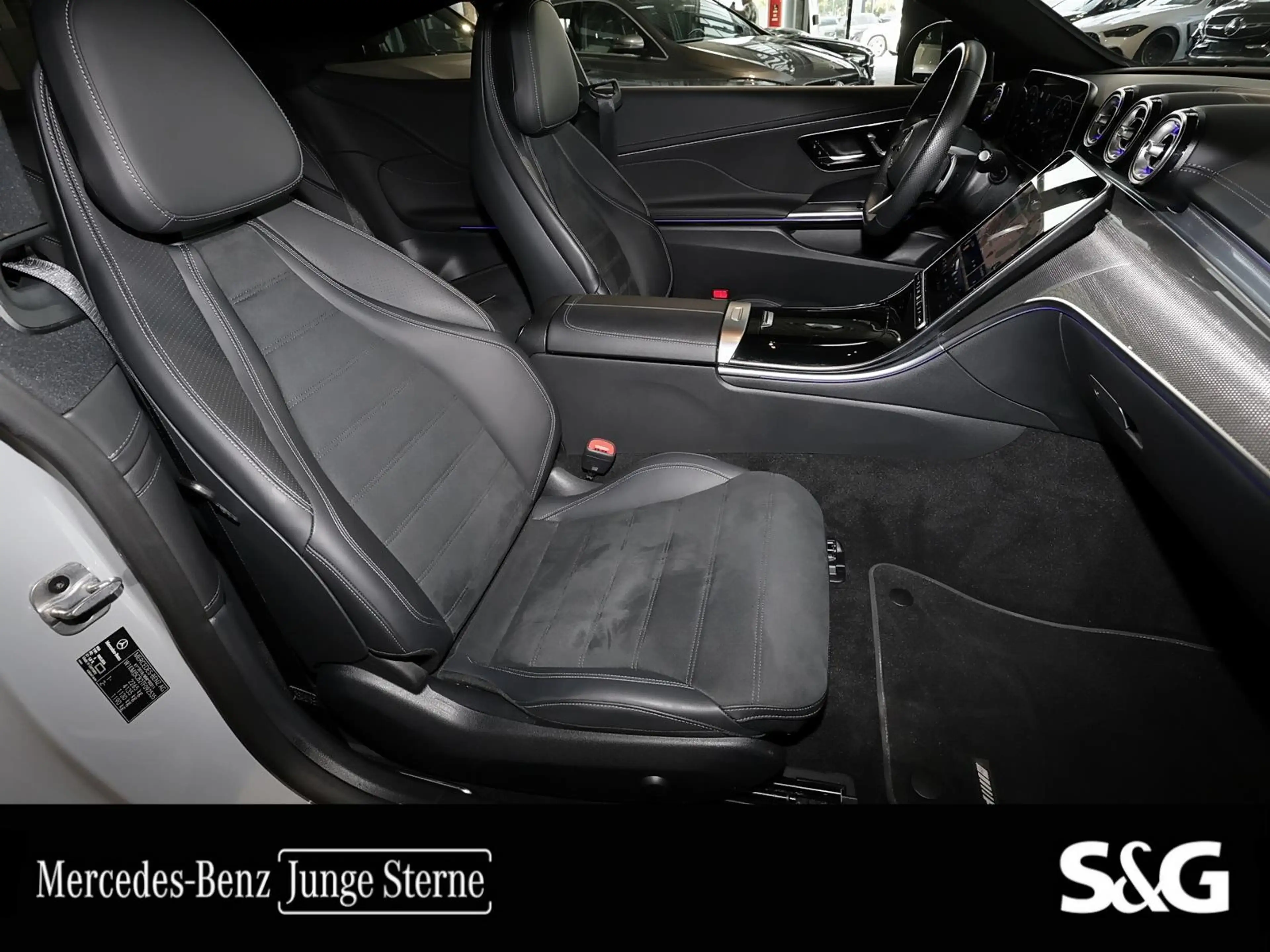 Mercedes-Benz CLE 180 Coupé Edition AMG HIFI+PANO+360°+MEMORY — photo 5