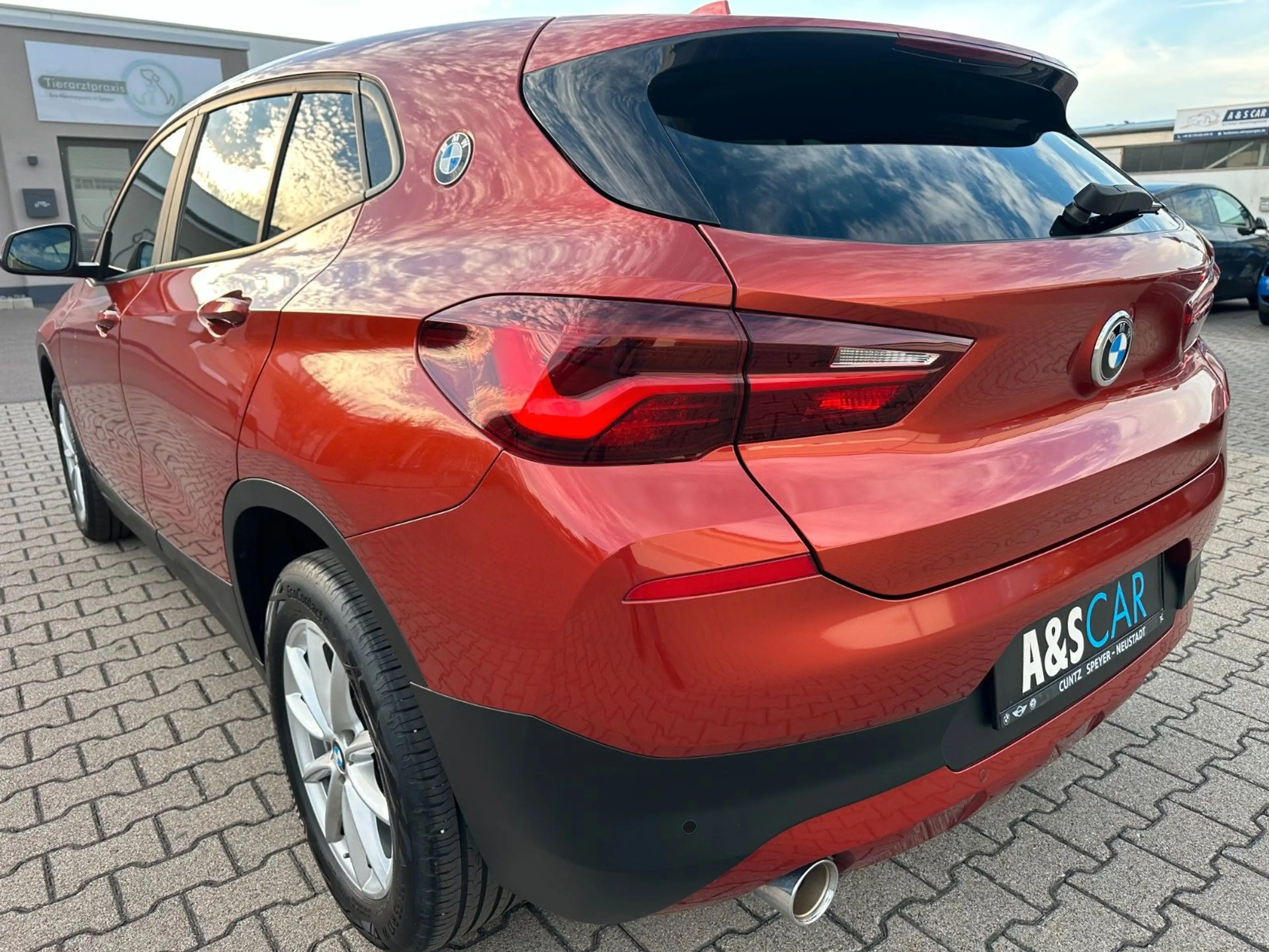 BMW X2 sDrive 18 i -KAMERA-LED-PDC-GEPFLEGT — photo 7