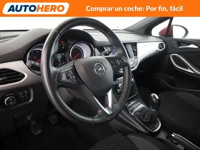 Opel Astra view 12