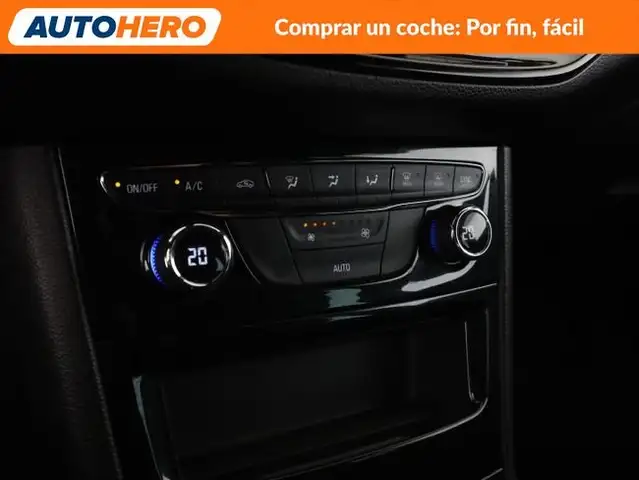 Opel Astra view 24