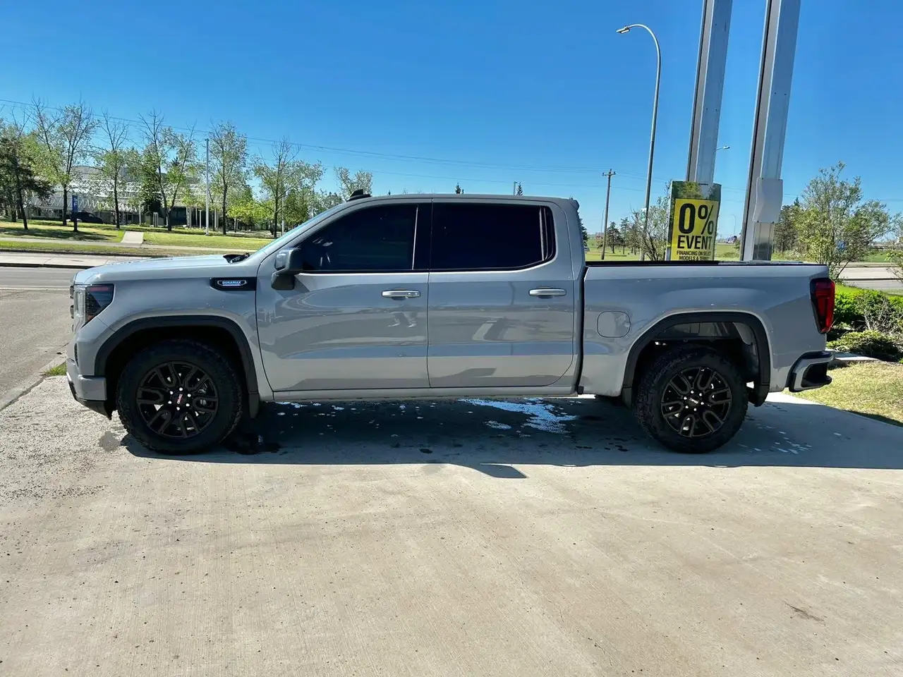 GMC Sierra 1500 снимка GMC Sierra 1500
