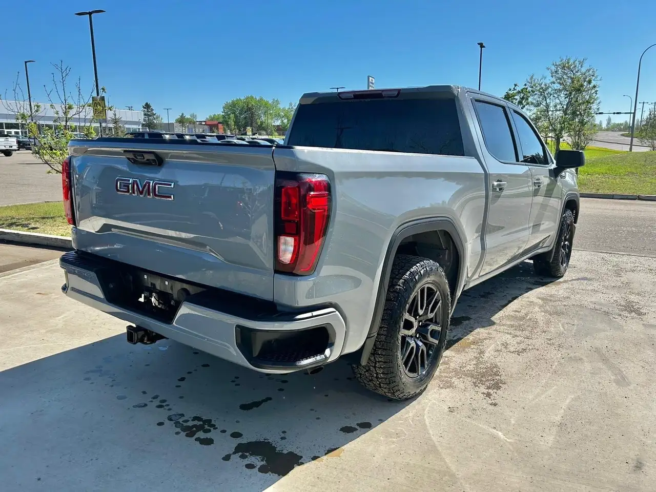 GMC Sierra 1500 снимка GMC Sierra 1500