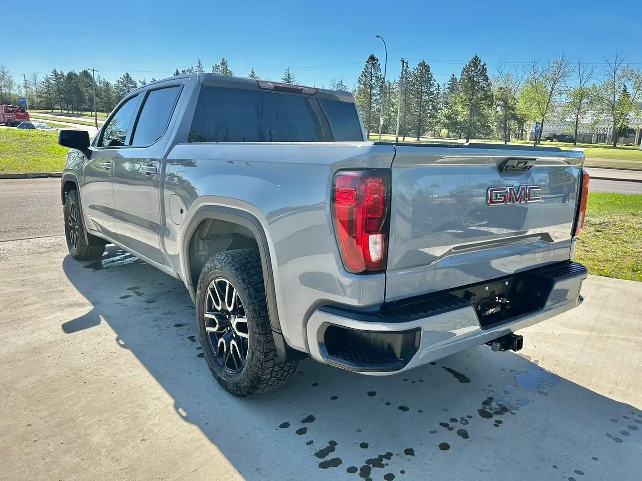 GMC Sierra 1500 снимка GMC Sierra 1500