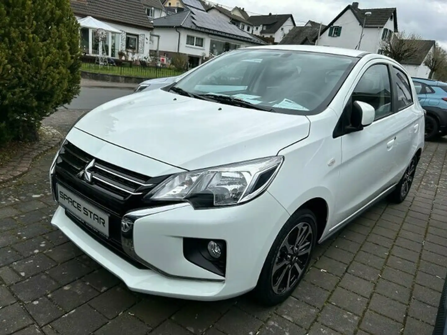 Mitsubishi Space Star Select+ 1.2 MIVEC ClearTec 5-Gang Blanco - 2
