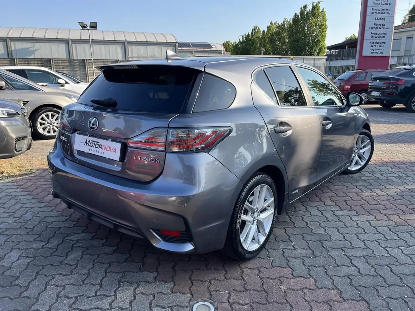 Lexus CT 200h F-Sport cvt E6 Grey - 2