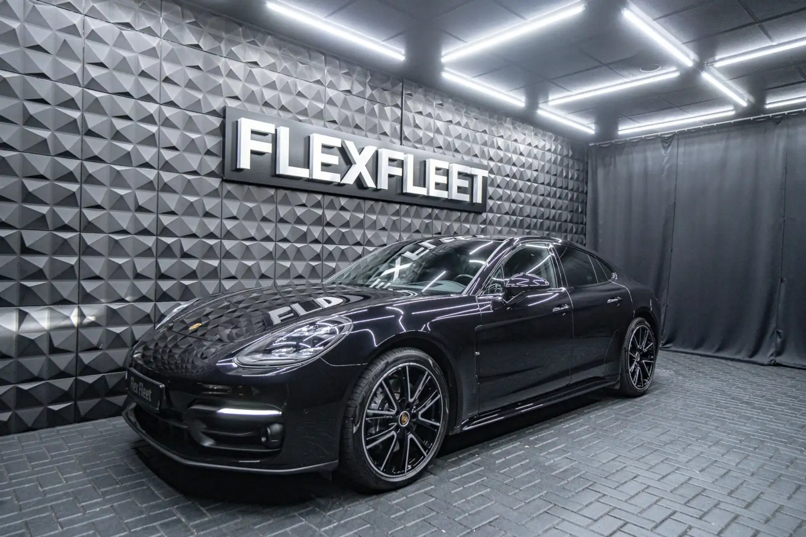 Porsche Panamera V6 Turbo SportDesign Approved Sport-Chrono Schwarz - 2