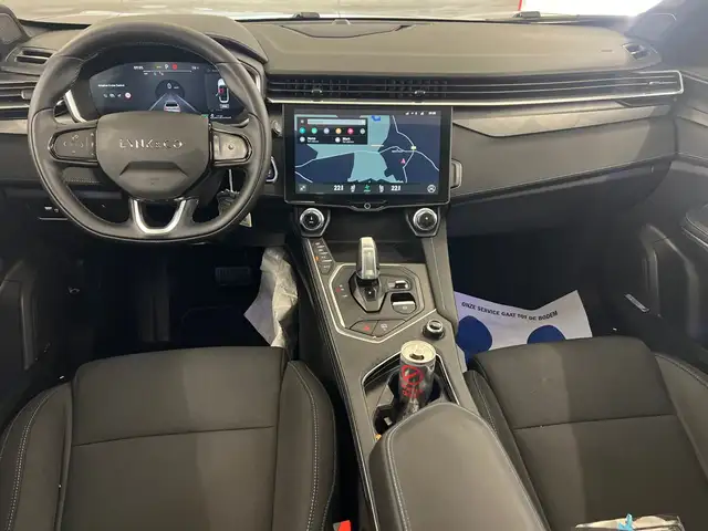 Lynk & Co 01 view 3