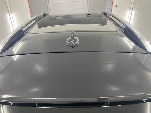 Lynk & Co 01 view 15
