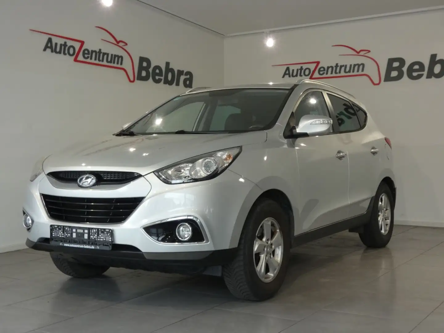 Hyundai iX35 Style AWD Xenon/Navi/AHK/Leder/Tempomat/MFL Zilver - 1