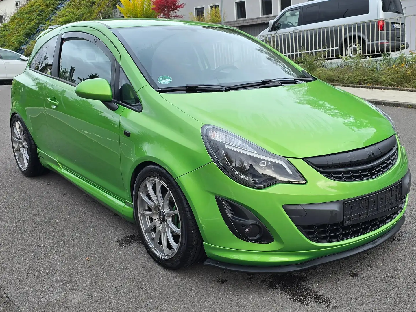Opel Corsa Corsa 1.4 16V,Tüv Neu, 8F Bereift, Tiefer,Klima Vert - 1