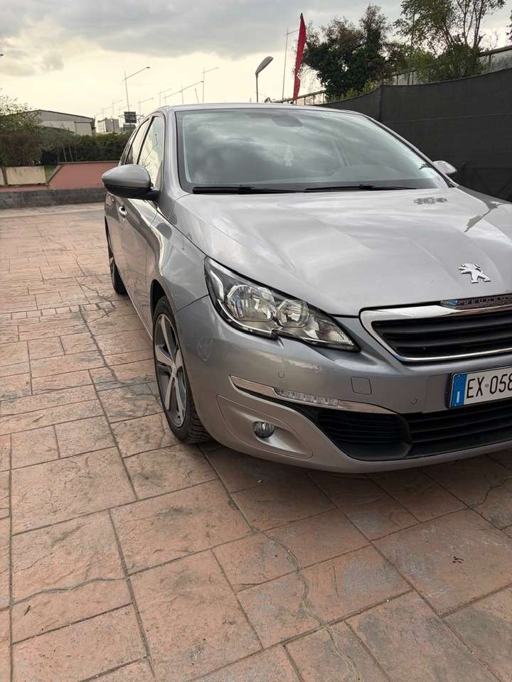 Peugeot 308 308 II 2014 SW SW 1.2 puretech t (e-thp) Allure s