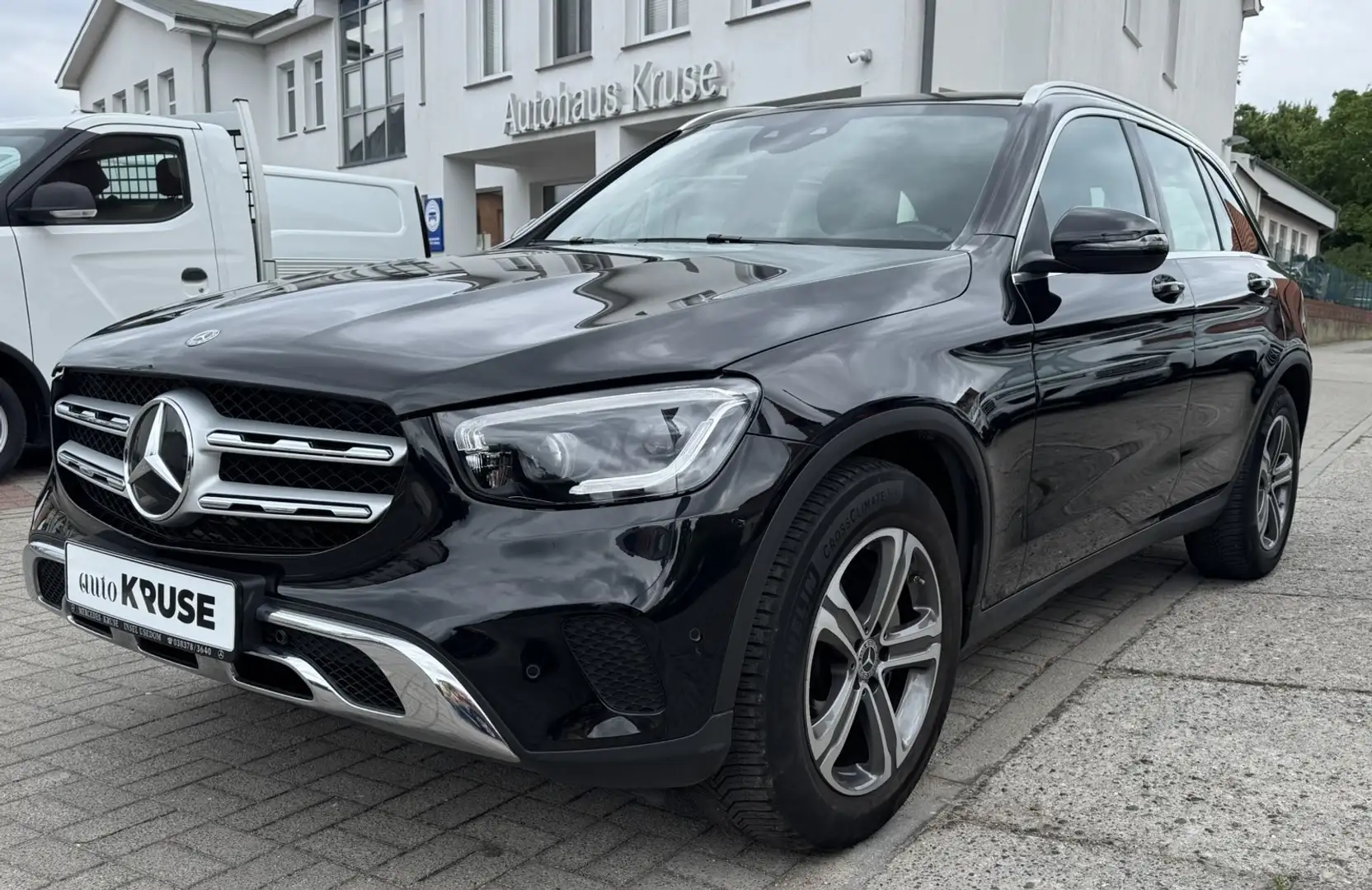 Mercedes-Benz GLC 200 *PSD*Spur*Totw*AZV*RFK*Multib*MHD*High Noir - 1