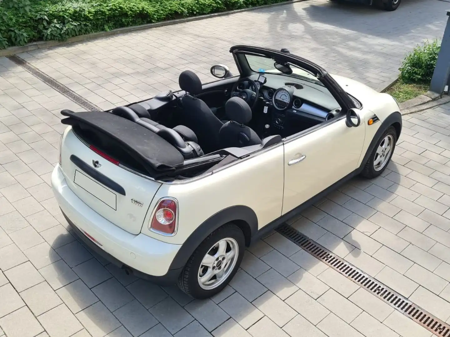MINI One Cabrio motore 1.6 da 95Cv Beige - 1