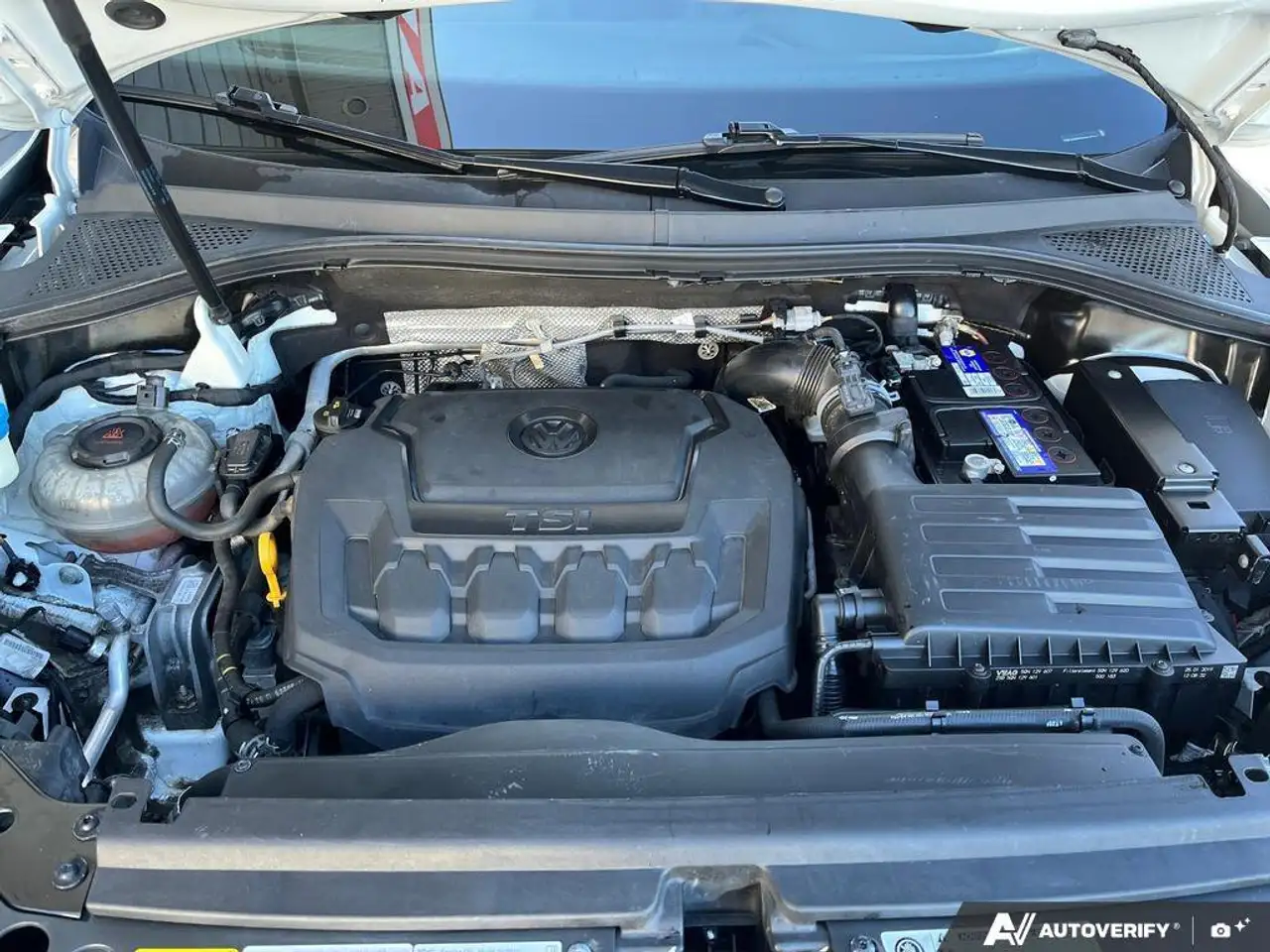 Volkswagen Tiguan снимка Volkswagen Tiguan