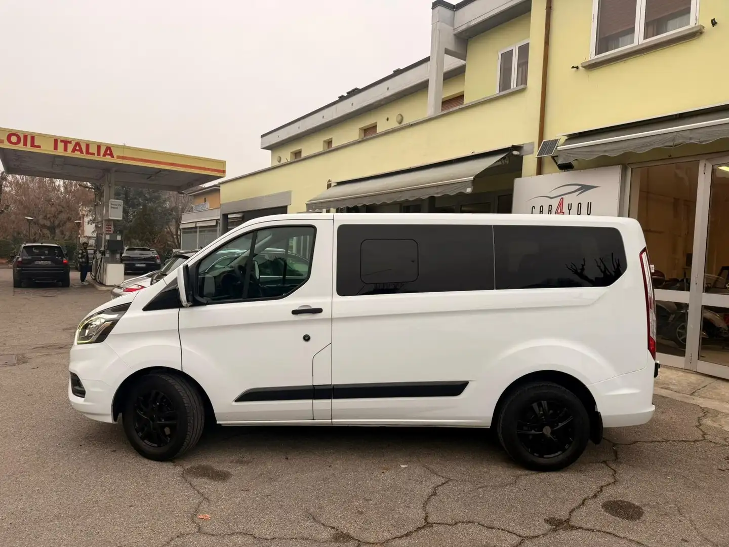 Ford Transit Custom 2.0 tdci, 9 POSTI, LUCI LED! DISTRIBUZIONE FATTA Weiß - 2