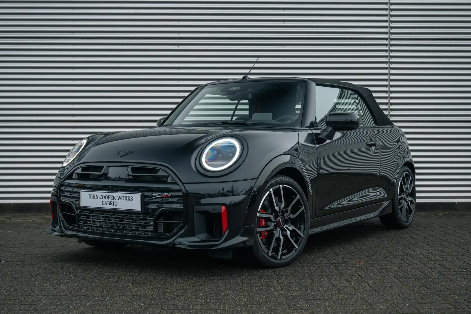 MINI John Cooper Works Cabrio Automaat / Pakket XL / 18" JCW Lap Spoke 2-tone Zwart - 2