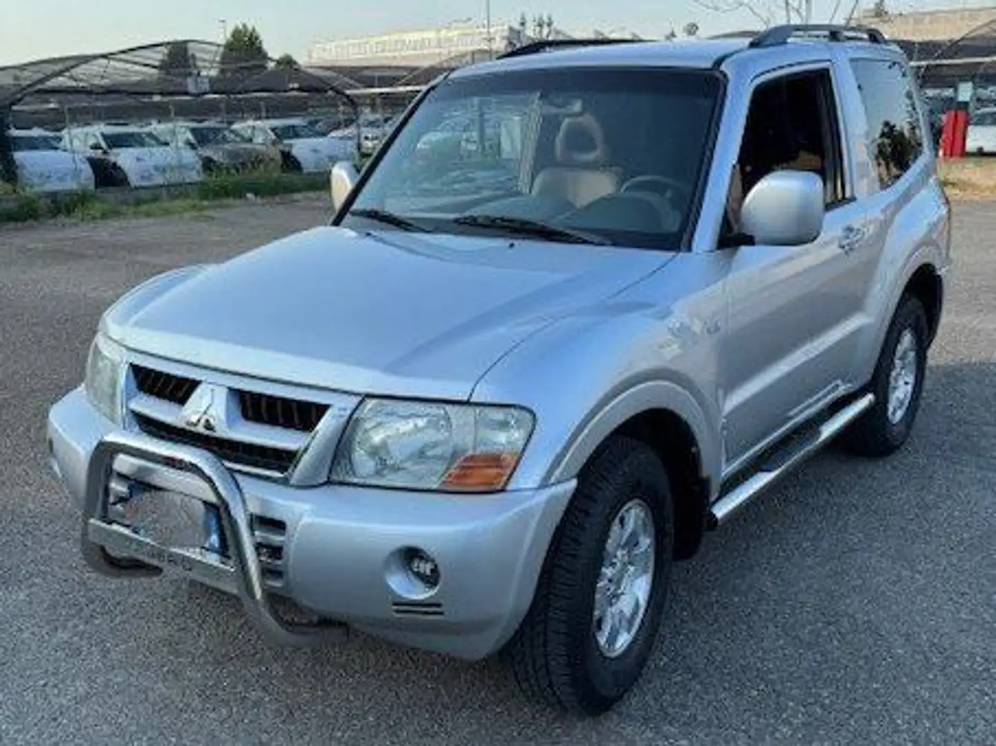 Mitsubishi Pajero Pajero 3p 3.2 tdi 16v di-d GLX Grigio - 1