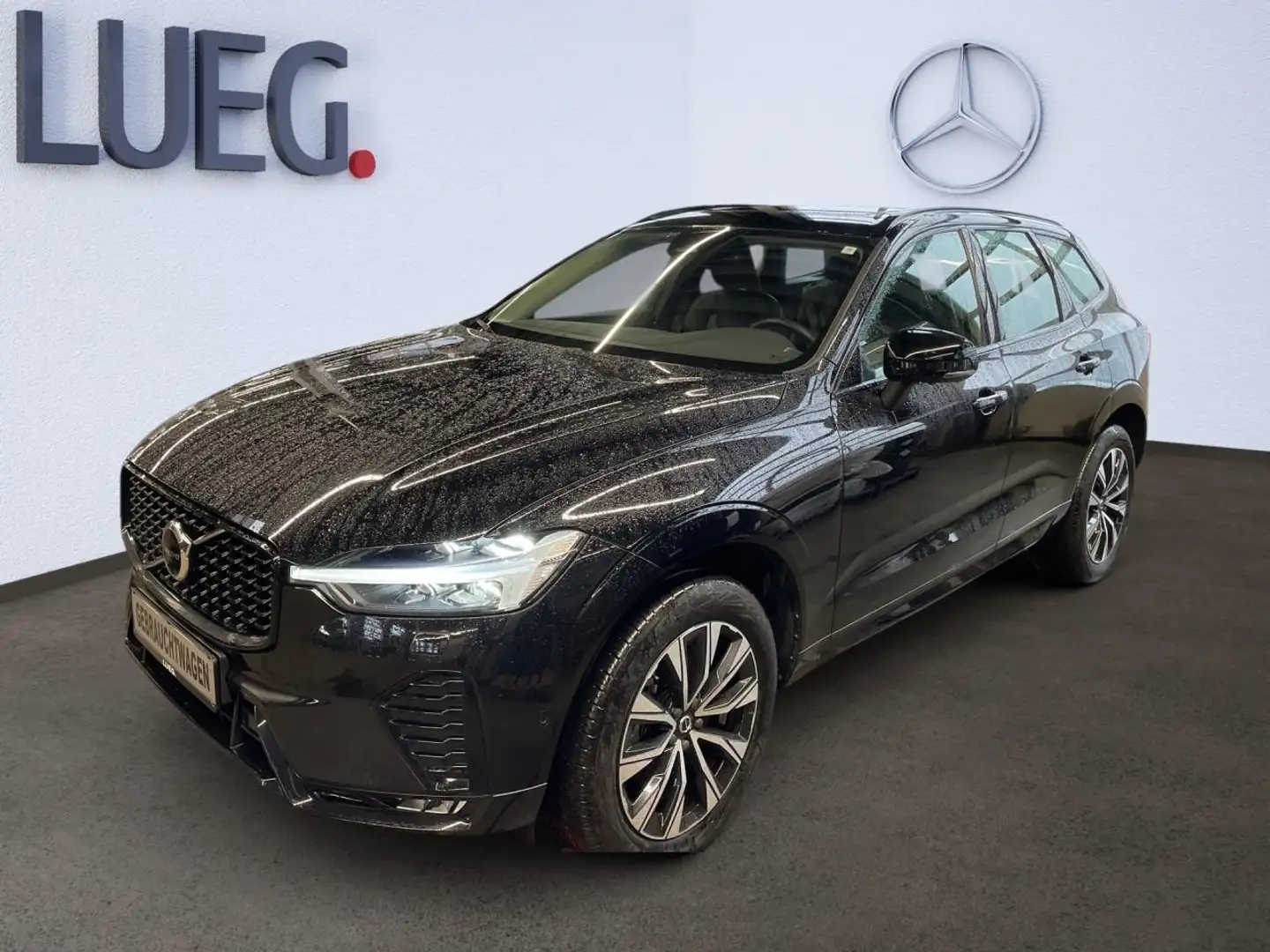 Volvo XC60 XC 60 B4 (Benzin) 2WD Plus Dark 360°+SHD+LED+AHK Schwarz - 2