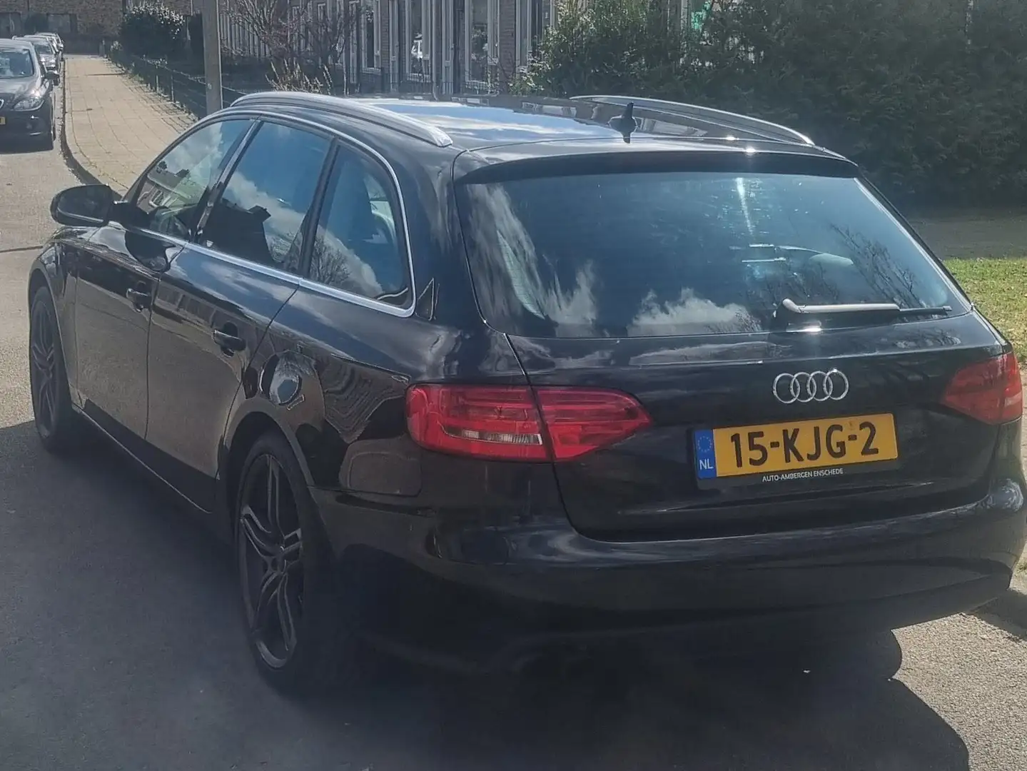Audi A4 A4 1.8 TFSI Pro L. bns avant Zwart - 2