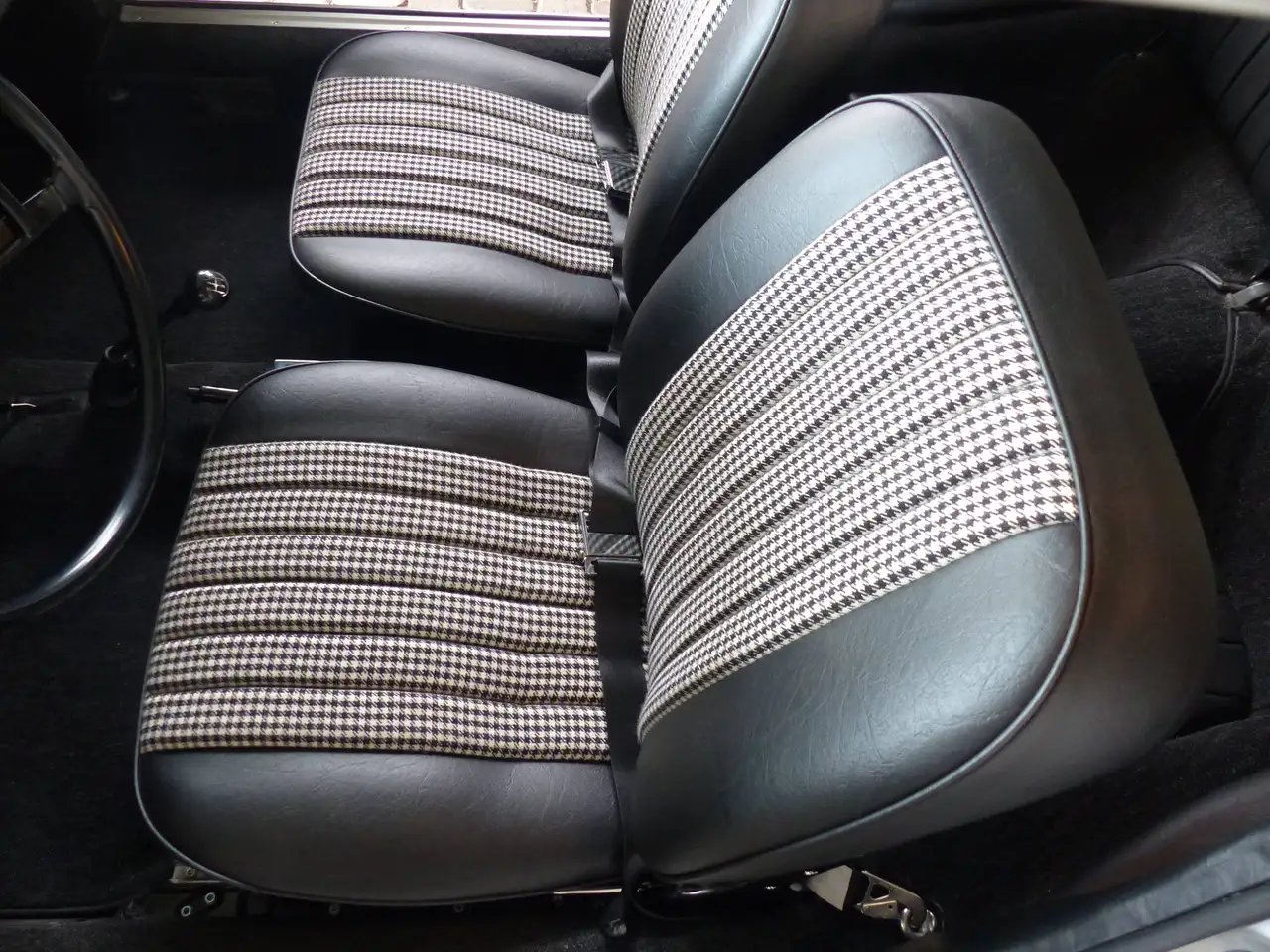 Porsche 911 1966 Porsche 911 SWB Coupé mit elektrischem Schiebedach – Matching Numbers – Neue „Nut and Bolt“-Restauration, foto 12