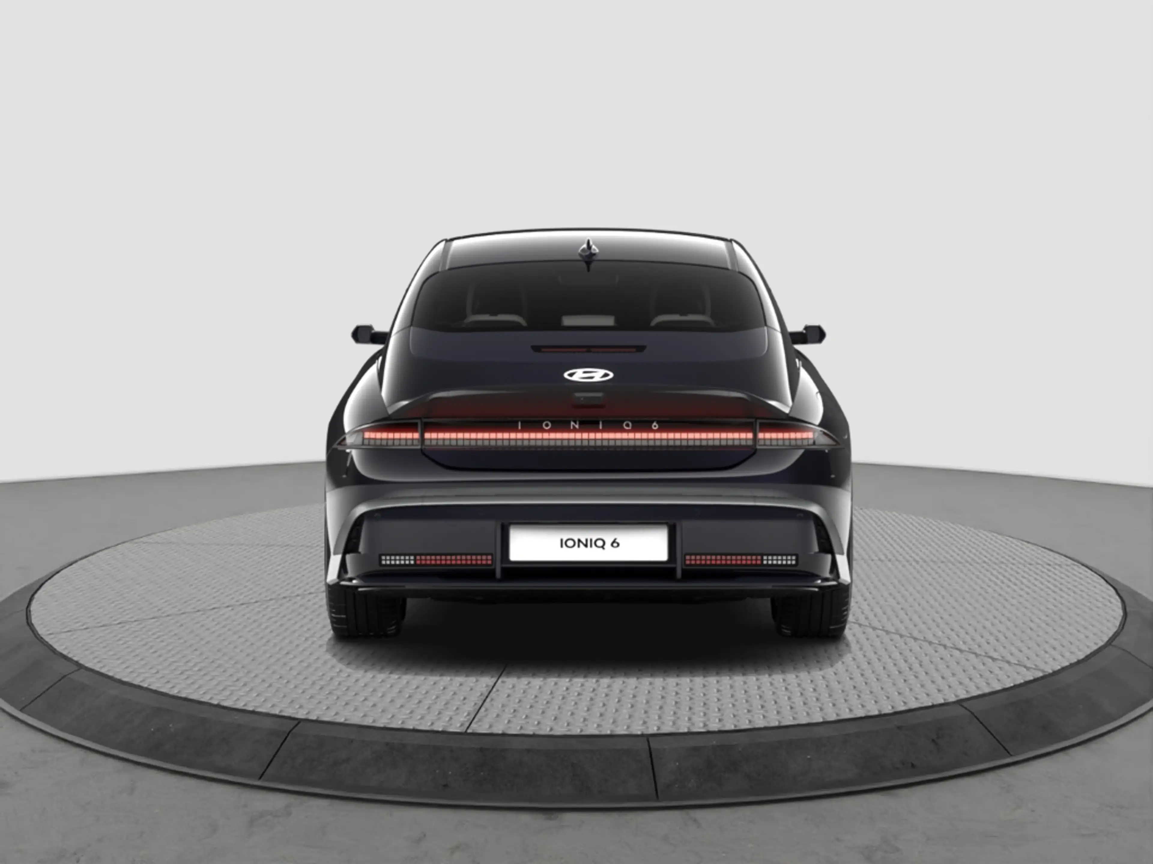 Hyundai IONIQ 6 84 KWH UNIQ  GLASSCHIEBEDACH 360° KAMERA HUD BOSE — photo 3