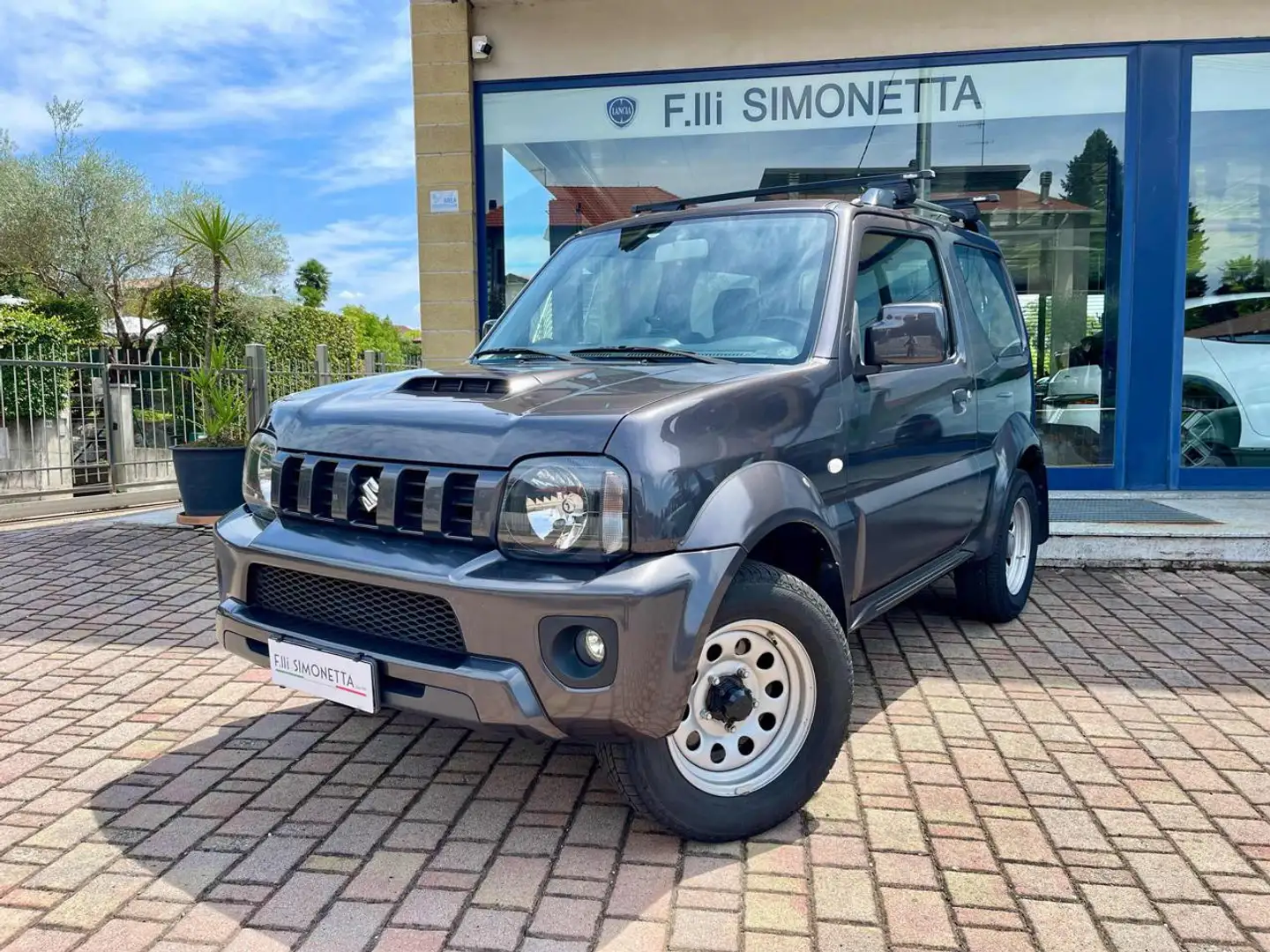 Suzuki Jimny 1.3 4WD Evolution E6 Szary - 1