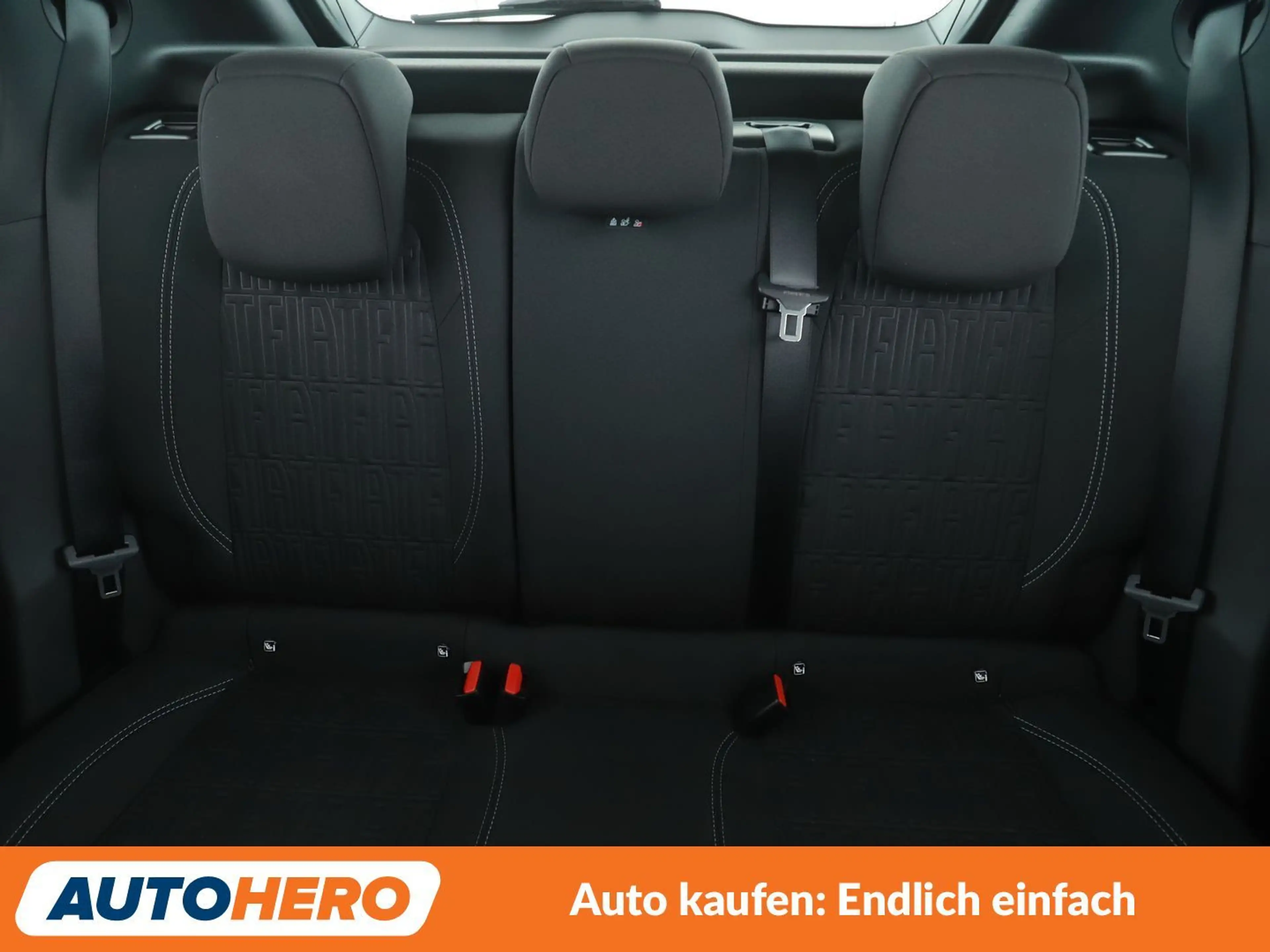 Fiat 600 1.2 Sonderedition Aut.*NAVI*TEMPO*PDC*SHZ* — photo 15