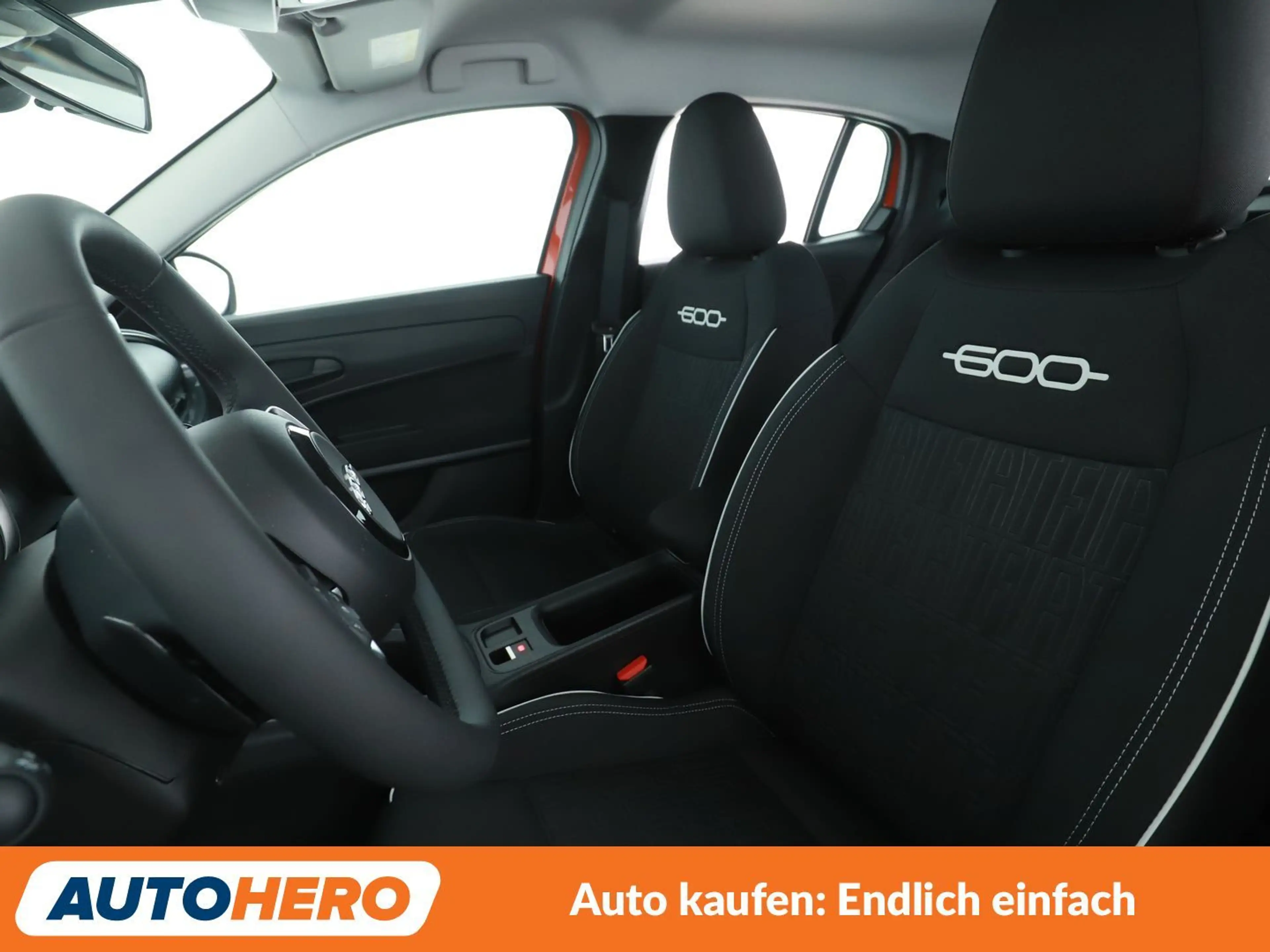 Fiat 600 1.2 Sonderedition Aut.*NAVI*TEMPO*PDC*SHZ* — photo 10