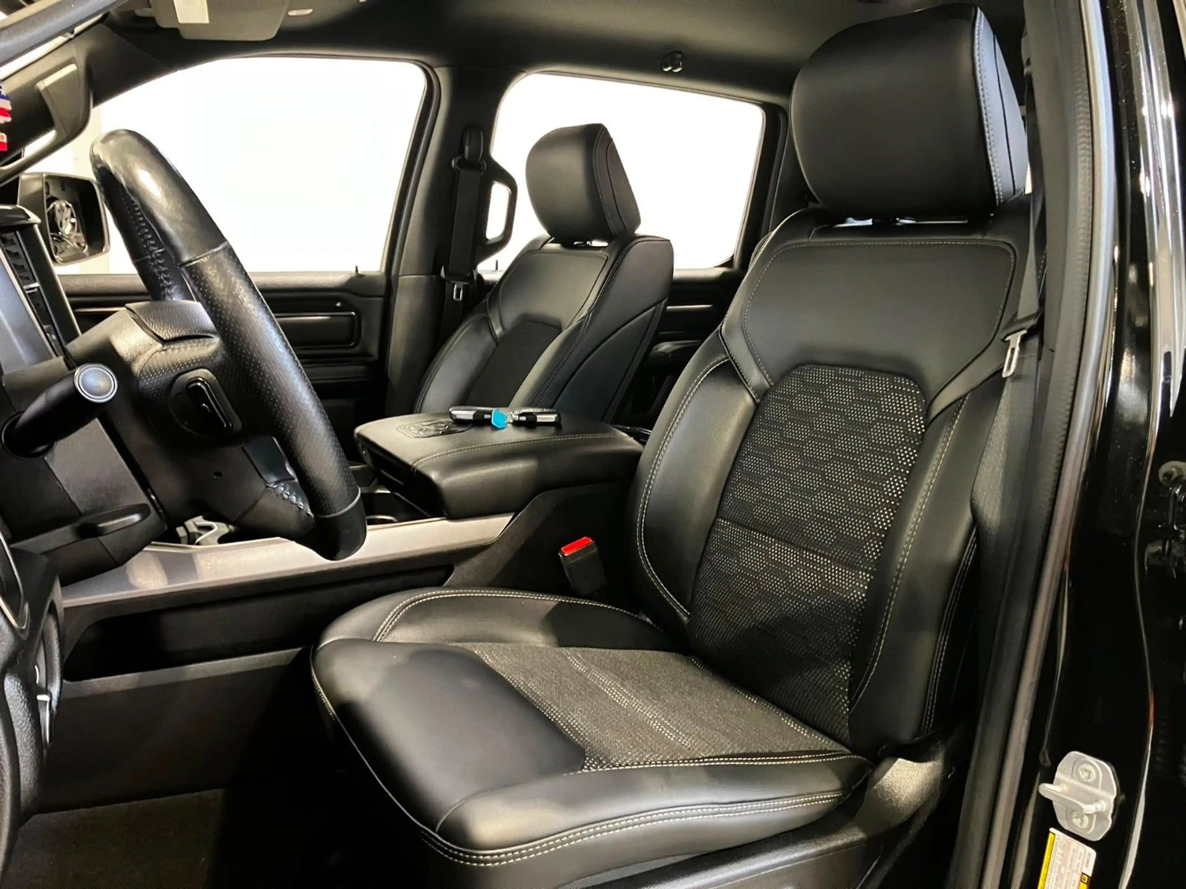 Dodge RAM 5,7 SPORT NIGHT CREWCAB 4x4 EU GAS LPG — photo 11
